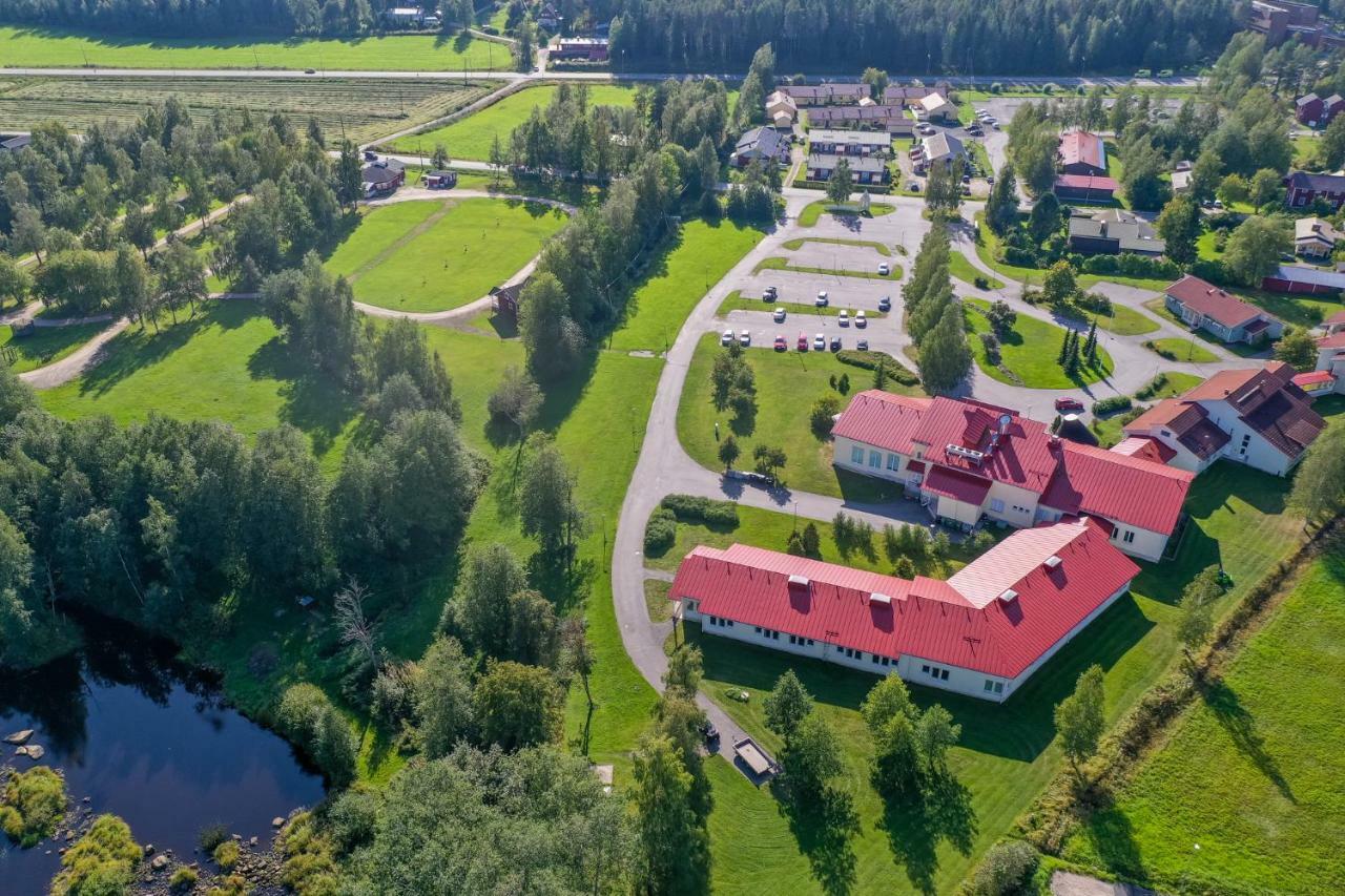 Hotelli Kaustinen Bagian luar foto